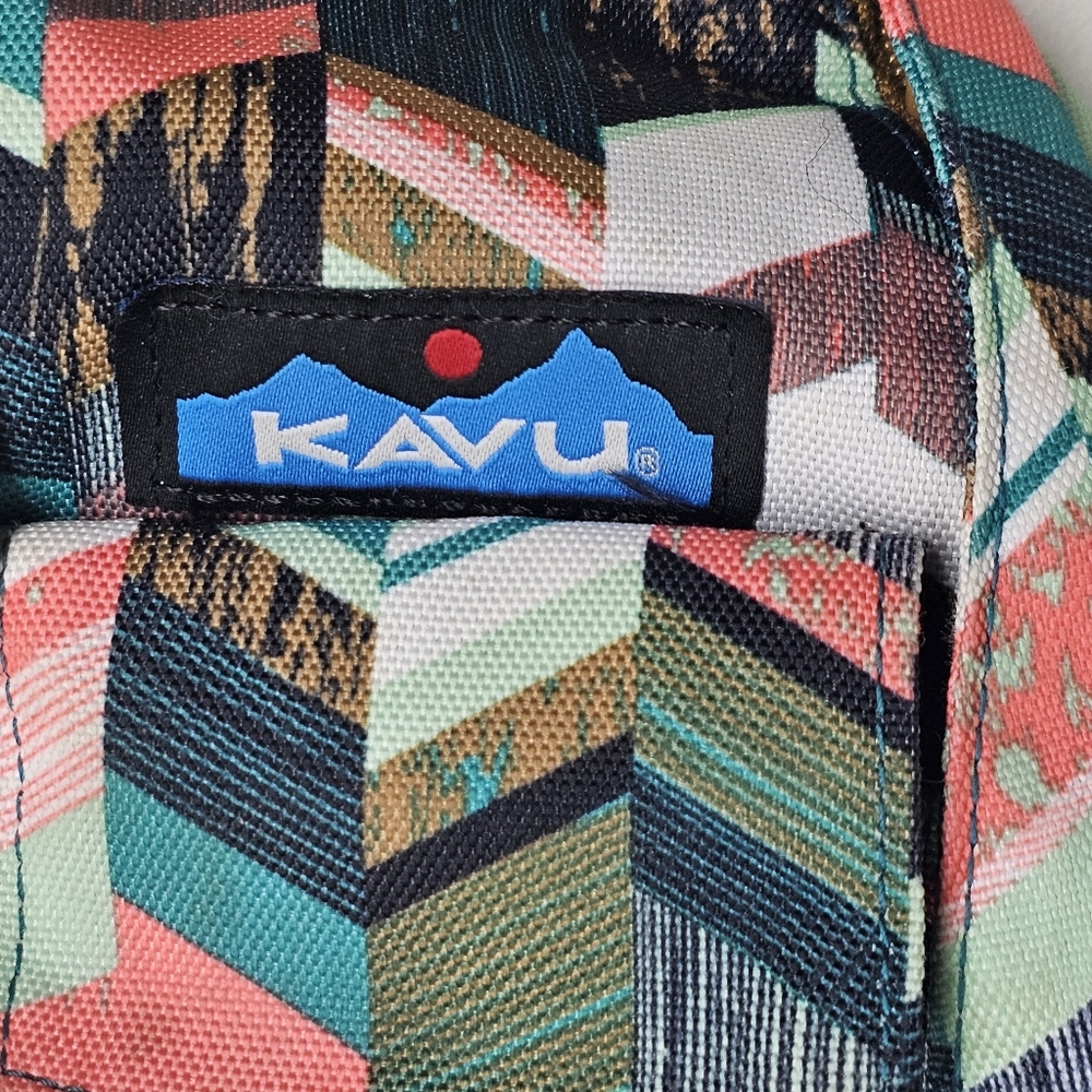KAVU Rope Sling Bag Chevron Geometric Pattern Outdoor Backpack - Picture 3 of 9
